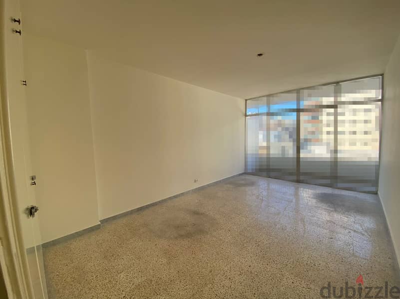 Apartment for rent in Ras al nabaa شقة للإيجار في راس النبع 1