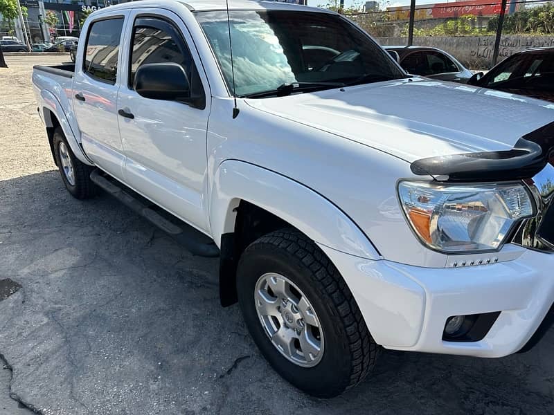 Toyota Tacoma 2015 California like new very clean 2