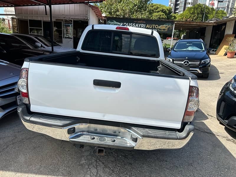 Toyota Tacoma 2015 California like new very clean 12