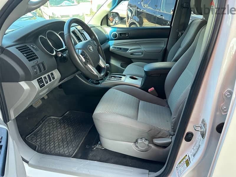 Toyota Tacoma 2015 California like new very clean 19