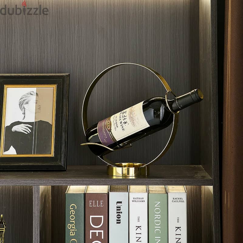 Round Wine Bottle Holder – Minimalist Gold Rack for Wine Lovers 1