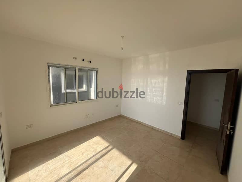 Apartment for sale in Bchamoun شقة للبيع في بشامون 4