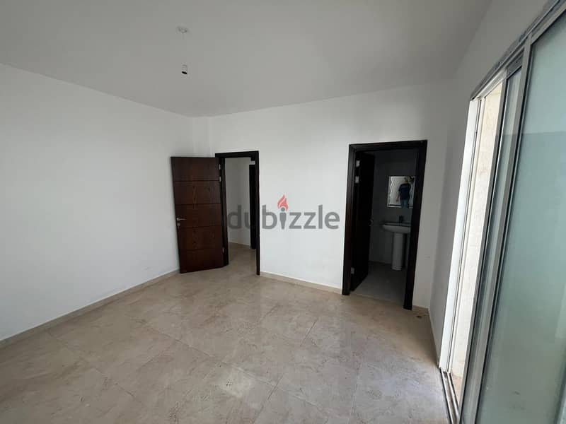 Apartment for sale in Bchamoun شقة للبيع في بشامون 6