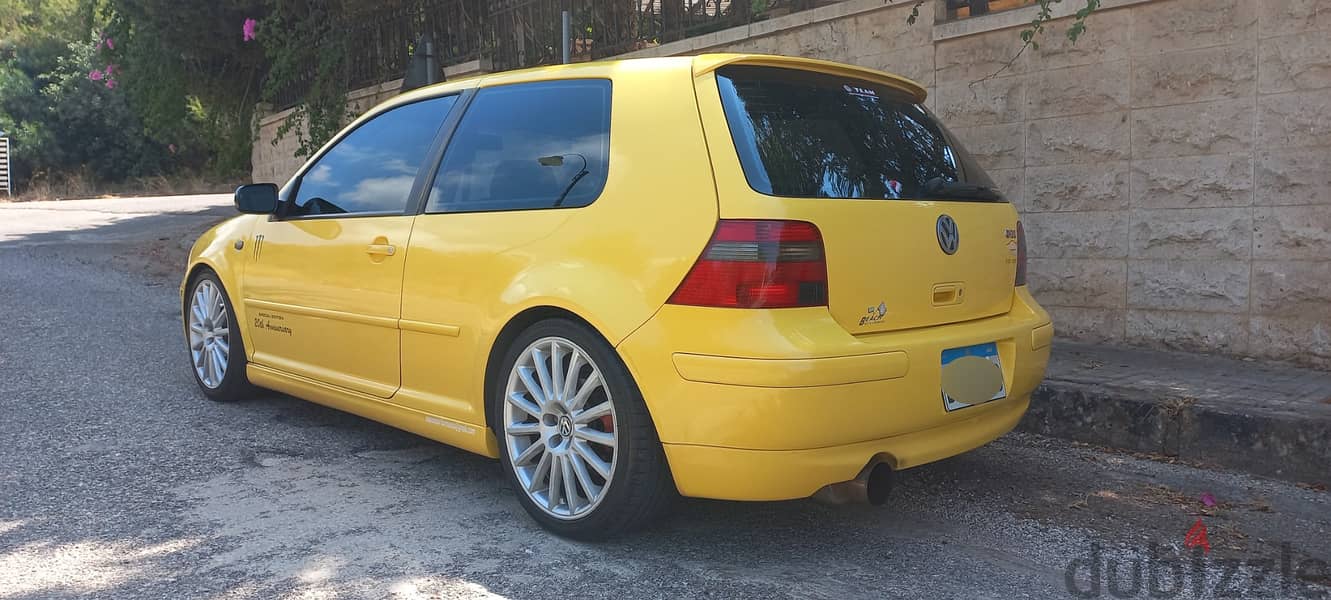 Volkswagen GTI 20th Anniversary 5