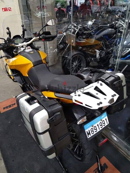 Aprilia Caponord 1200cc 17000klm model 2016 1