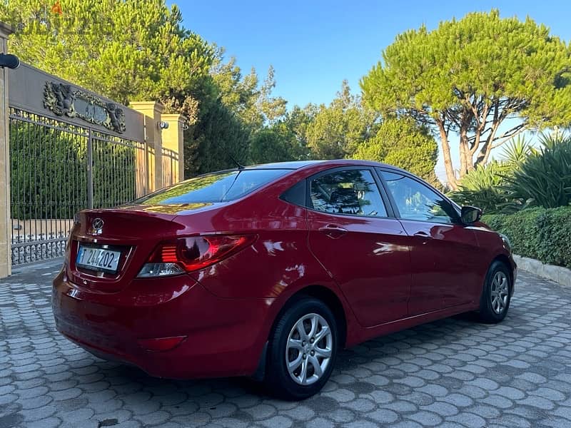 Hyundai Accent 2014 5