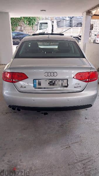 Audi A4 2010 1