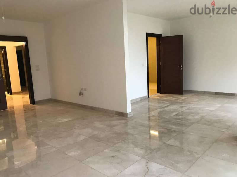 Apartment for sale in Dawhet El Hoss شقة فخمة للبيع في دوحة الحص 6