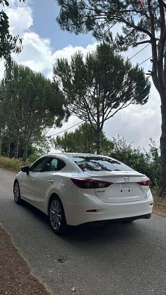 Mazda 3 2015 2