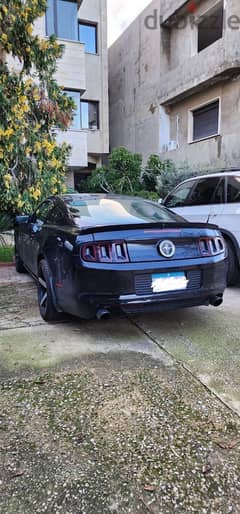 Ford Mustang 2013 2013 premium edition