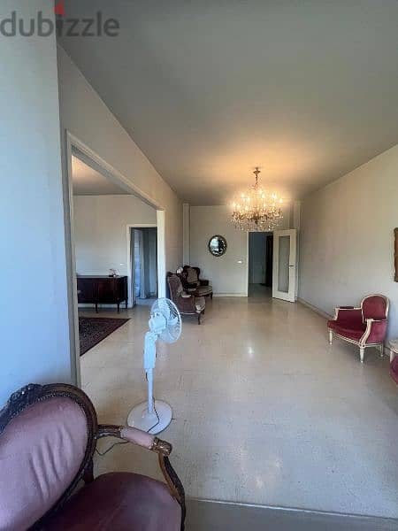 Spacious l 220 SQM Apartment in Rawche . 4