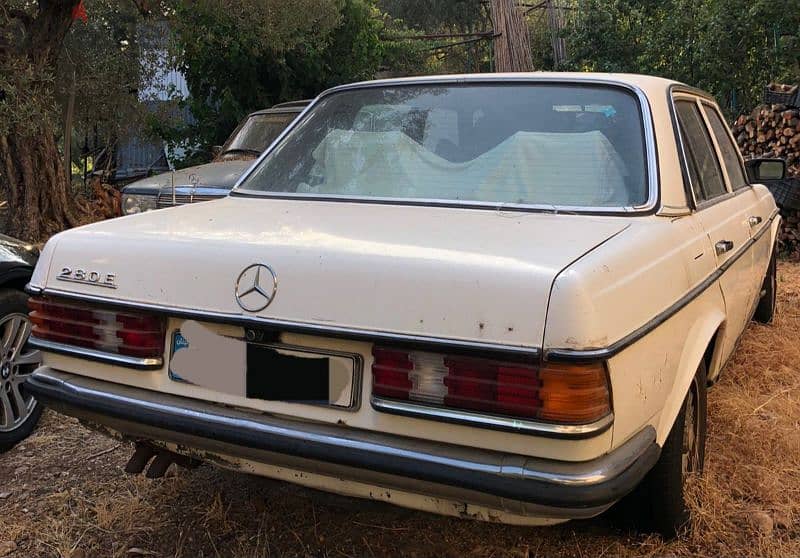 Mercedes-Benz E-Class 1979 2