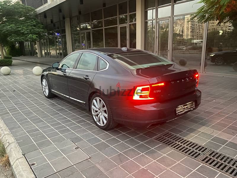 Volvo S90 2017 1