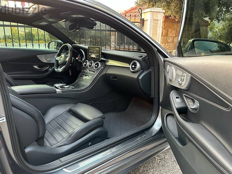 Mercedes-Benz C-Class 2017 14