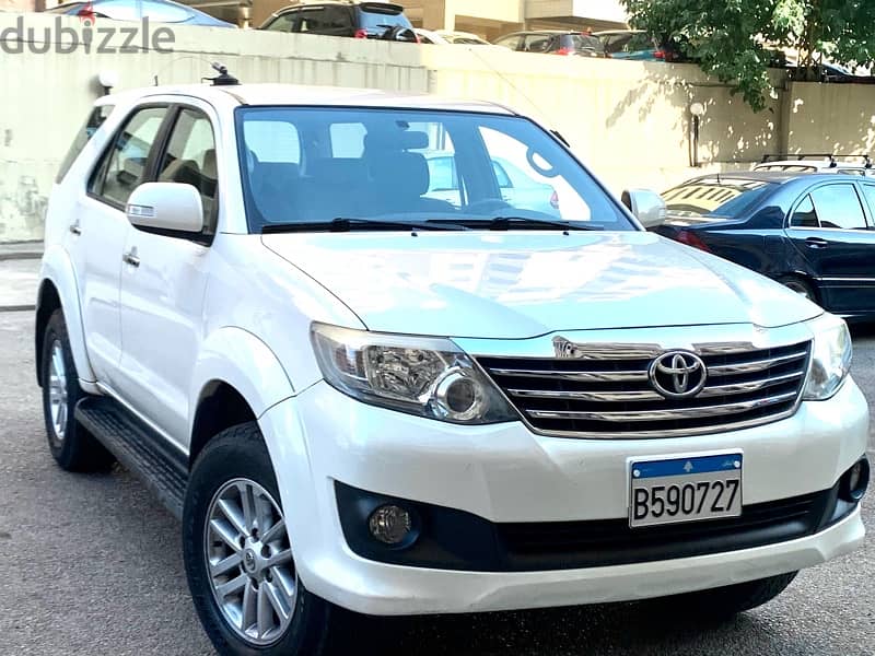 Toyota Fortuner 2013 2