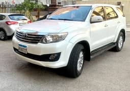 Toyota Fortuner 2013