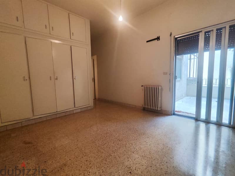 Mansourieh | Spacious 175m² | Terrace | 3 Balconies | Calm Surrounding 8