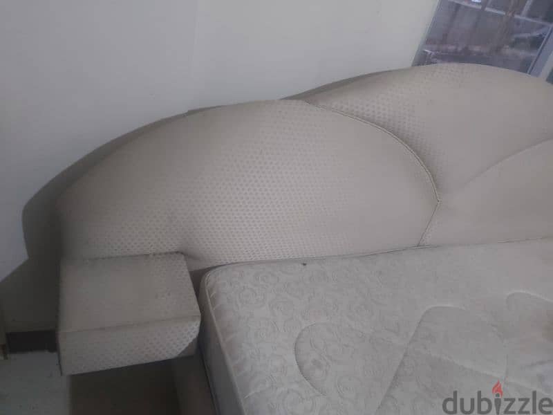 للبيع Bedroom for sale 1