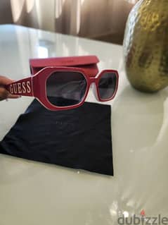 GUESS sunglasses like new