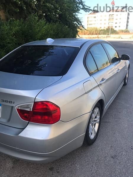 A Super clean BMW  3-Series 2008 2