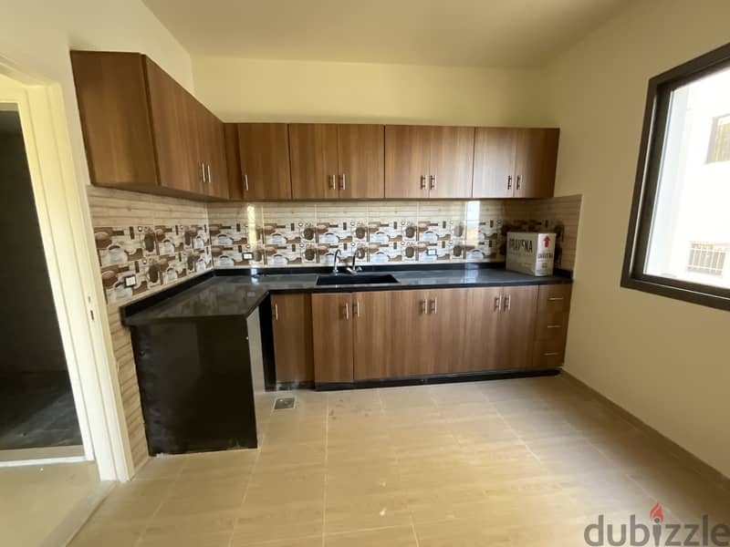 RWB204AH - Apartment for rent in Hboub Jbeil 5