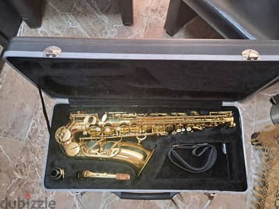 Alto Saxophone - Conn-Selmer AS700