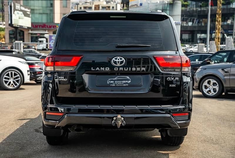 Toyota Land Cruiser 2022 5