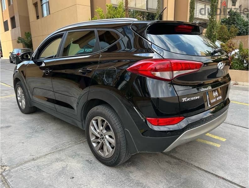 Hyundai Tucson 2.4L one owner 90k kms 4