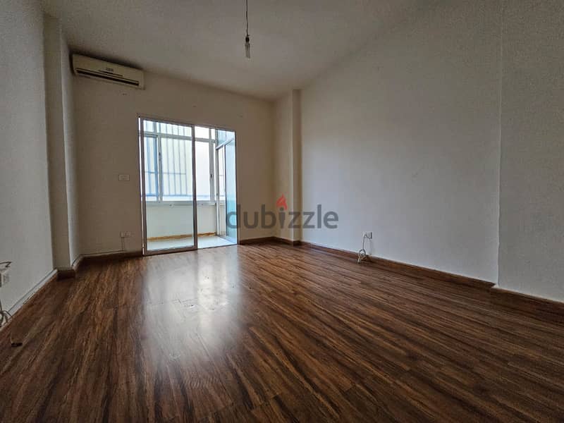 RA24-3620 Charming Apartment 140m² in Mar Elias for Rent, $ 625 cash 5