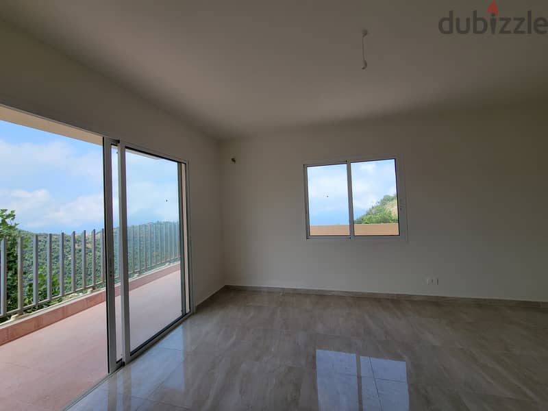 RWB216AH - Apartment for sale in Jbeil Breij 4