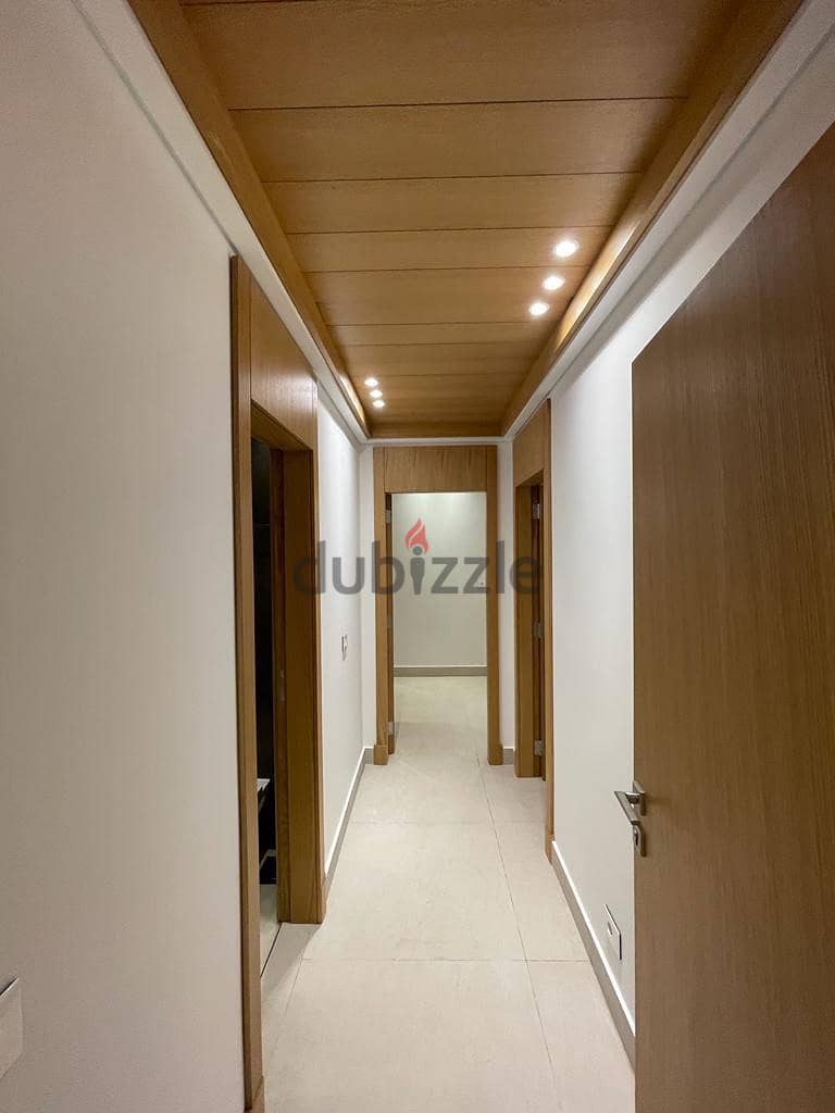 250m² Rooftop Apartment with 200m² Terrace for Rent in DownTown 5