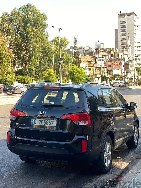 Kia Sorento 2013 1