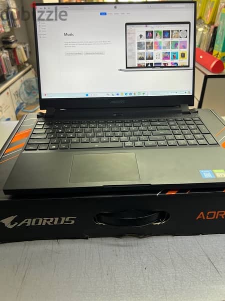 GAMING LAPTOP AORUS LIKE NEW 4