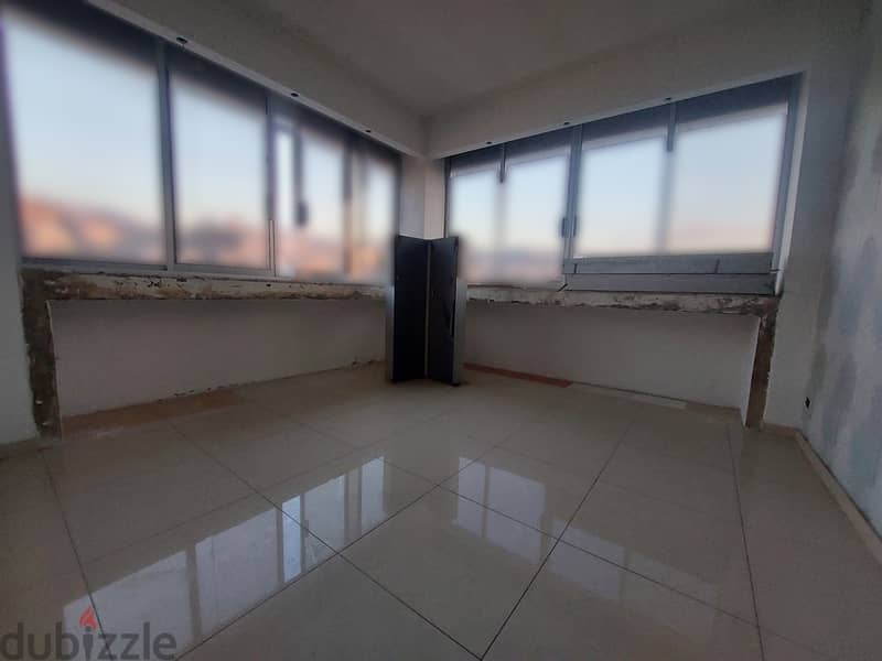 Floor for rent in Antelias طابق للايجار في انطلياس 5