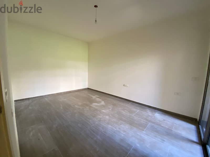 Apartment for sale in Dbayeh شقة للبيع في ضبية 5