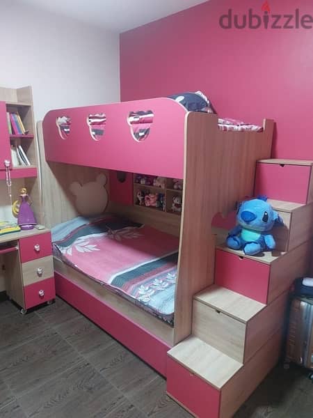 girls room 3