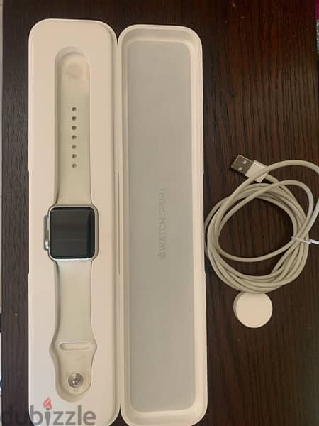 apple watch sport like new with box and charge orifinal 65$ 1