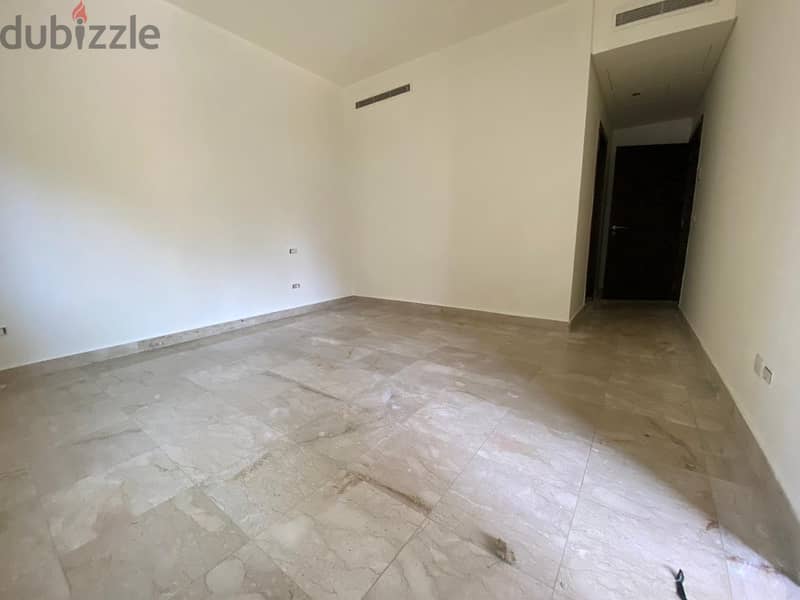 Apartment For Rent In Rawche شقة للإيجار في الروشة 4