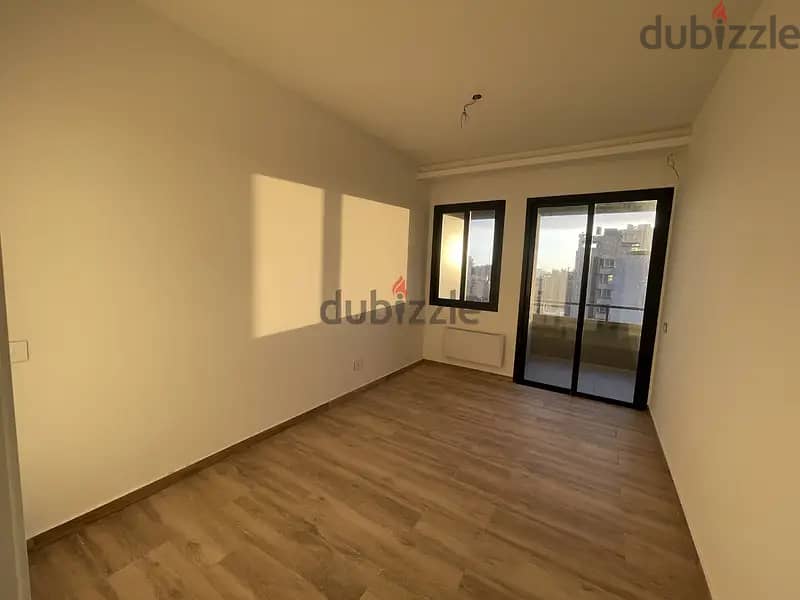 EXECUTIVE PENTHOUSE FOR SALE IN ACHRAFIEH 5