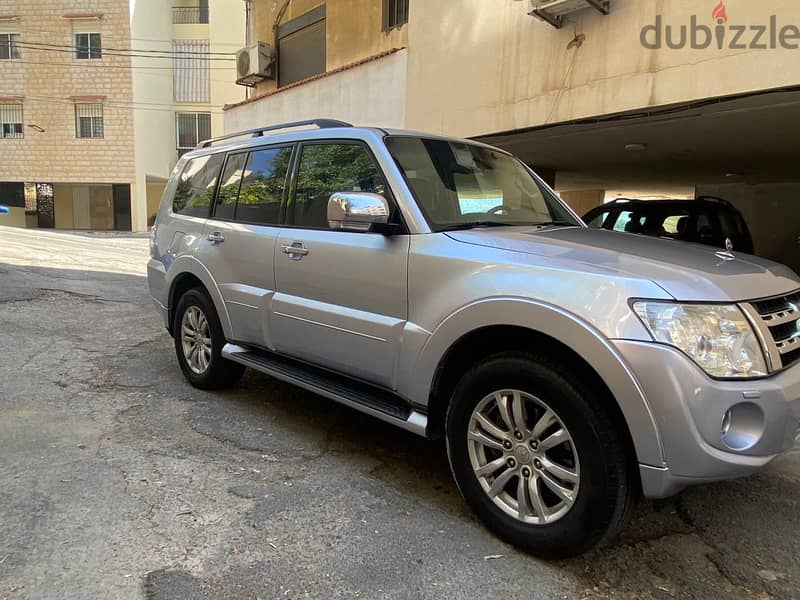 Mitsubishi Pajero 2012 3.8 V6 5