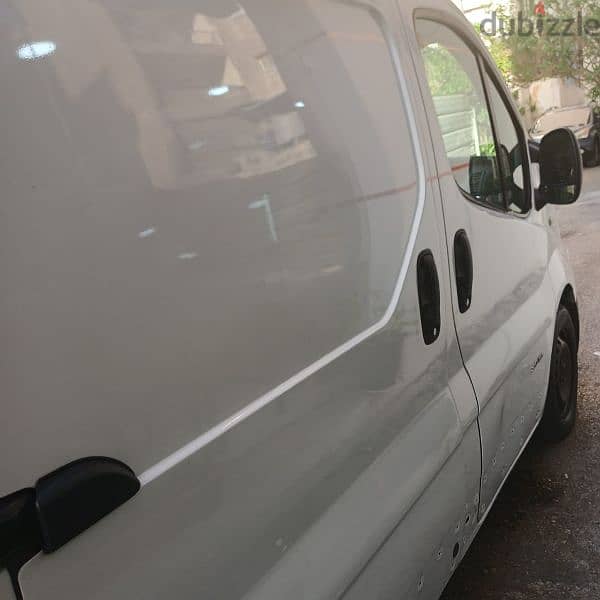 Renault Trafic 2015 refrigerator 5