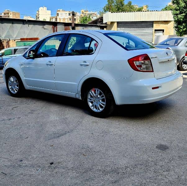 Suzuki SX4 2014 GLX full خارقة و مميزة 1