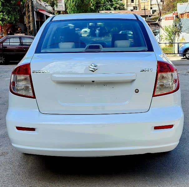 Suzuki SX4 2014 GLX full خارقة و مميزة 2