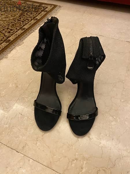 Armani Exchange Brand Original & New Condition Heels size 39 Fits 38 2