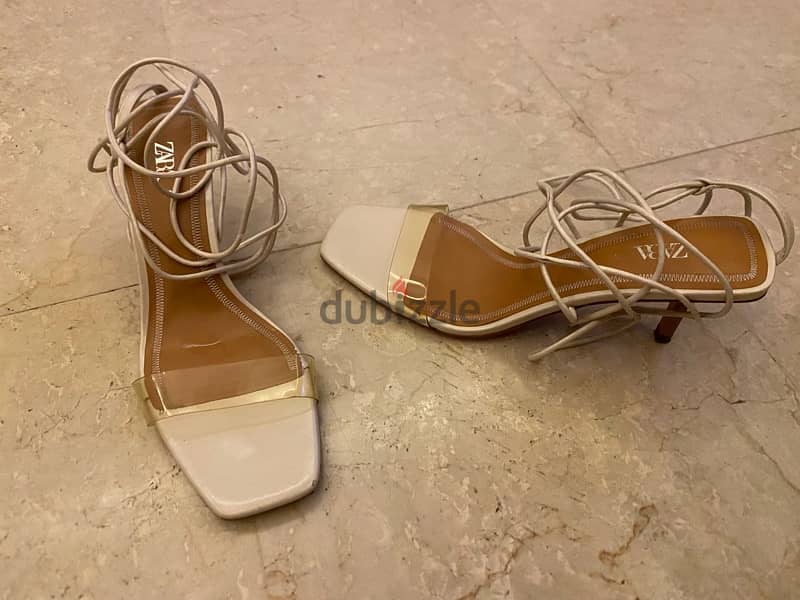 Zara White Half Heels New Condition size 39 fits 38 4