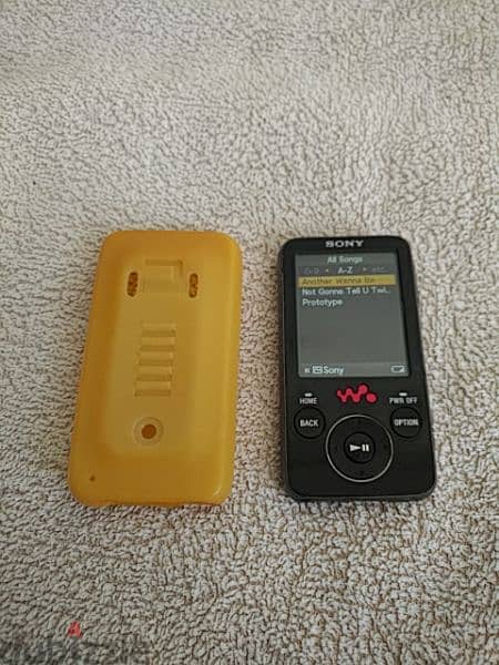 Sony Audio portable - Not Negotiable 3