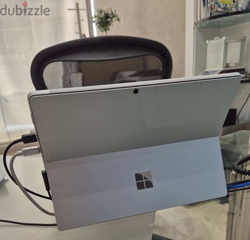 Surface Pro 8 - i7 1tb ssd 32gb ram 7