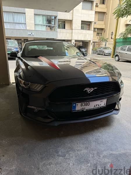 Ford Mustang 2015 0