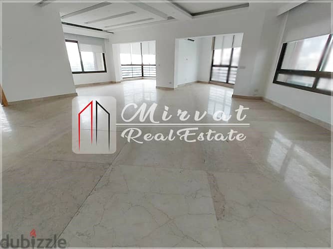 4 Bedrooms Apartment | Prime Location 1