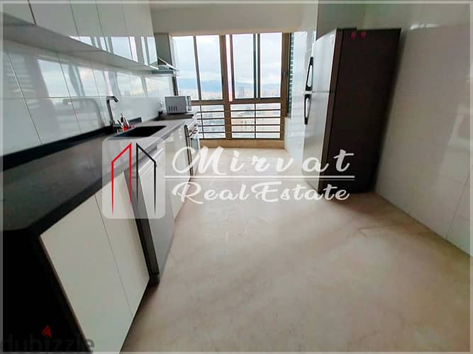 4 Bedrooms Apartment | Prime Location 5